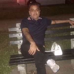 Meet your Posher, Amir